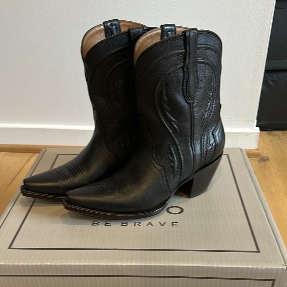 Cowboy Ankle Boots with Stacked Heel and Decorative Stitching. New in box